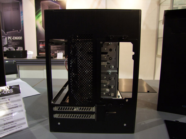Корпус Lian Li PC-Q28