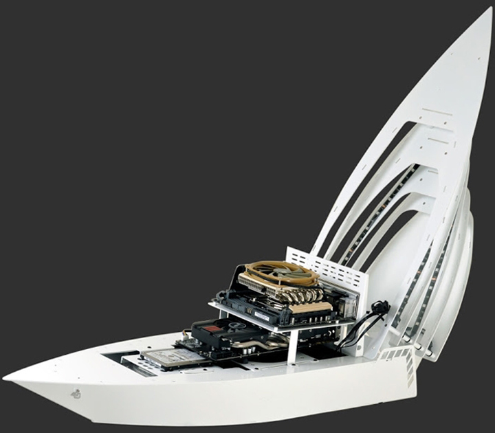 Корпус Lian Li PC-Y6