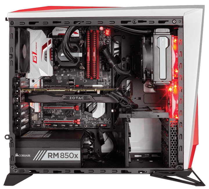 Корпус Corsair Spec-Alpha вышел в трех версиях