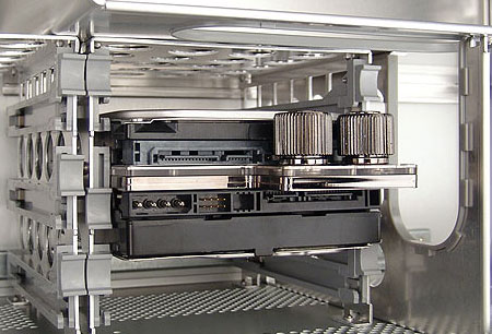 Водоблок для жестких дисков Koolance HD-60 (сэндвич) Водоблок для жестких дисков Koolance HD-60 (сэндвич)