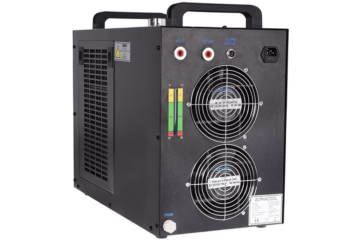 Eiszeit 2000 — водоохлаждающая машина для СВО от Alphacool