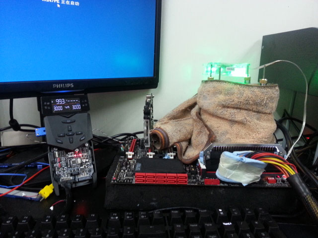 Mad222 разогнал Core i7-4770K до 7092 МГц Mad222 разогнал Core i7-4770K до 7092 МГц