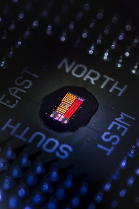 Процессор с оптическими элементами