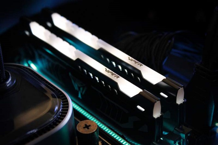 Patriot Viper LED DDR4