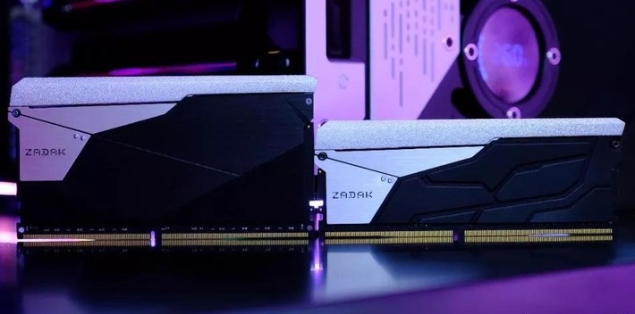 Double Capacity DIMM DDR4