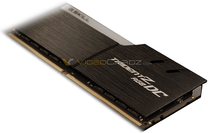 Double Capacity DIMM DDR4