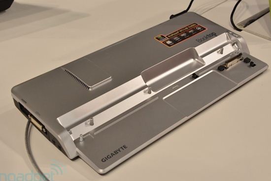 Ноутбук Gigabyte M2432 док-станция