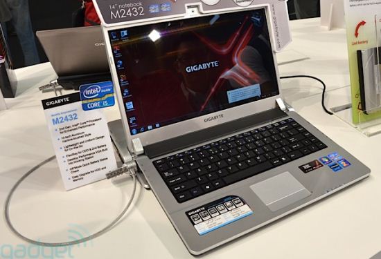 Ноутбук Gigabyte M2432