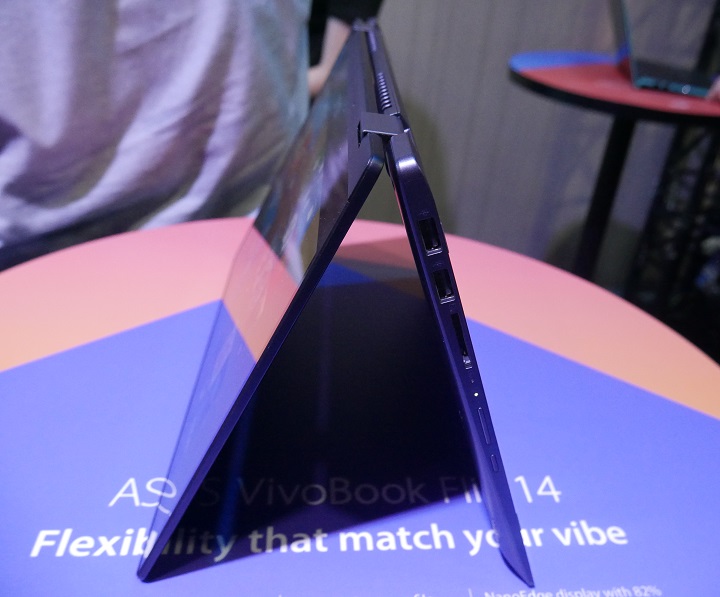 ASUS VivoBook Flip 14