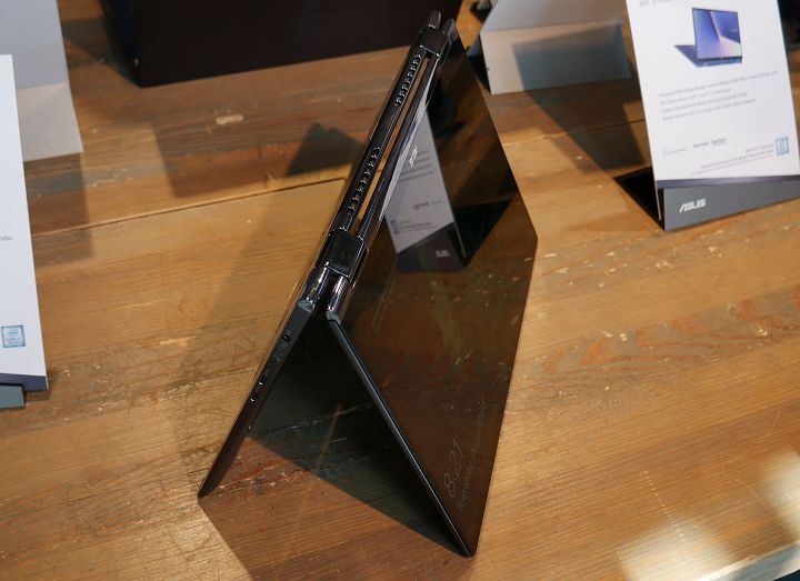 ASUS ZenBook Flip