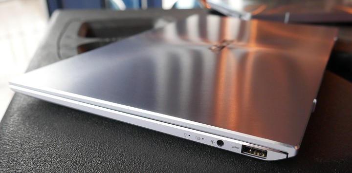 ASUS ZenBook S13