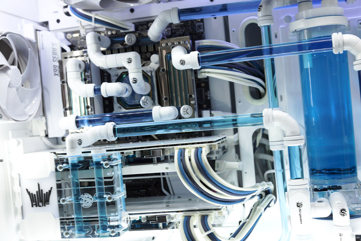 Моддинг-проект Neun Blanc от Lakai Моддинг-проект Neun Blanc от Lakai