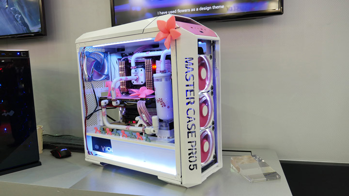 Asus ROG «Make It Your Own»