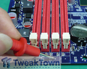 Материнская плата Foxconn Quantum Force Avenger Материнская плата Foxconn Quantum Force Avenger