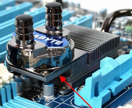 Материнская плата Gigabyte GA-890FXA-UD7 Материнская плата Gigabyte GA-890FXA-UD7