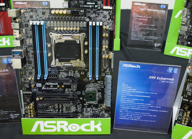 Материнская плата ASRock X99 Extreme4 Материнская плата ASRock X99 Extreme4