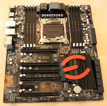 Материнская плата EVGA X99 Classified Материнская плата EVGA X99 Classified