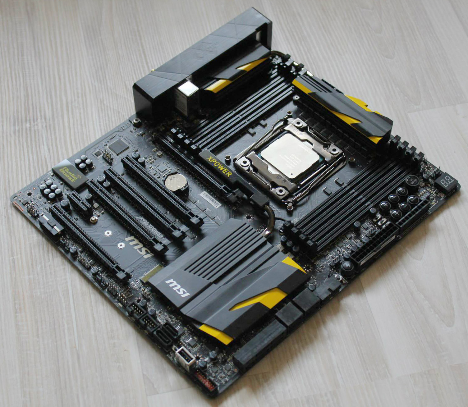 X99 материнские платы драйвера. Msi x99a tomahawk. материнская плата machinist lga 2011-3. Asus rampage x99. X99 материнские платы драйвера.