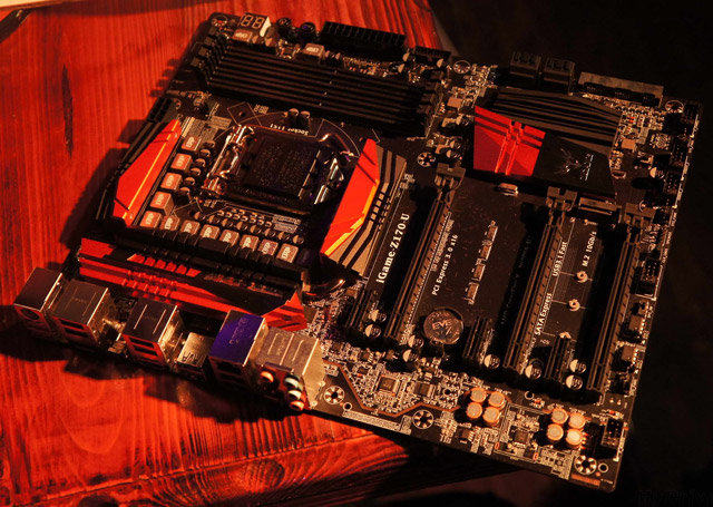 Материнская плата Colorful iGame-Z170-U