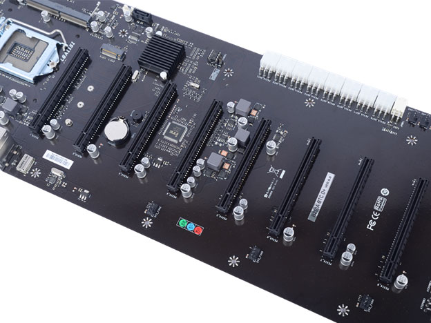 SUPoX выпускает системную плату B250A-BTC D+