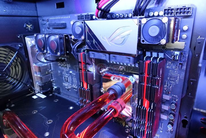 Материнская плата ASUS ROG DOMINUS