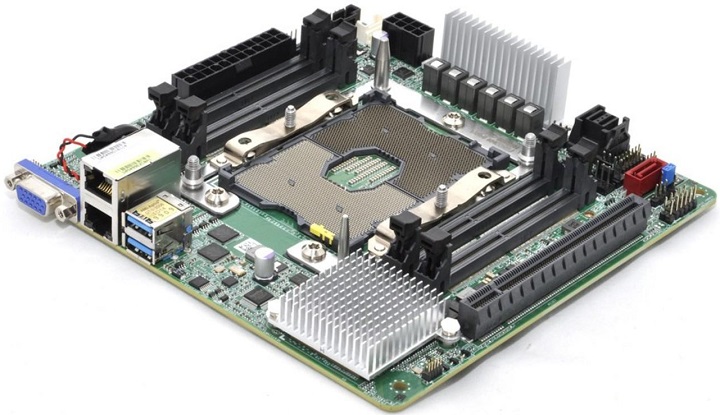 ASRock Rack EPC621D4I-2M