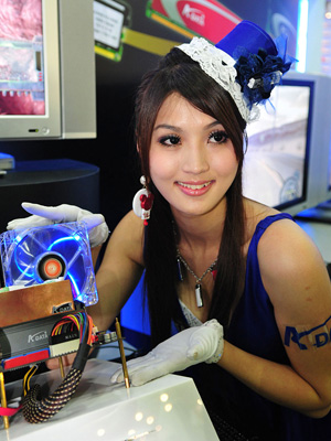 Девушки на Computex 2008