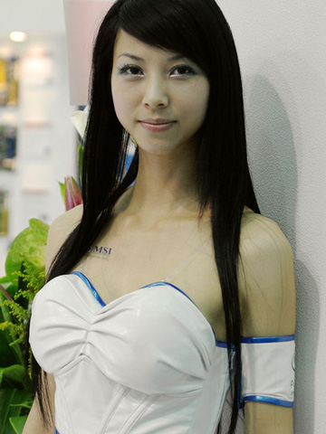 Девушки на Computex 2008