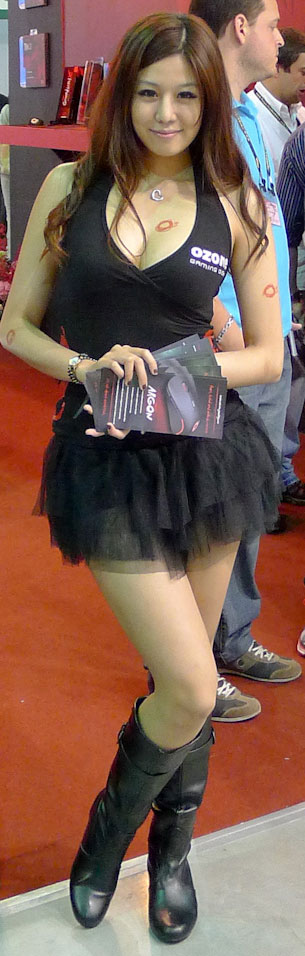 Девушки на Computex 2011