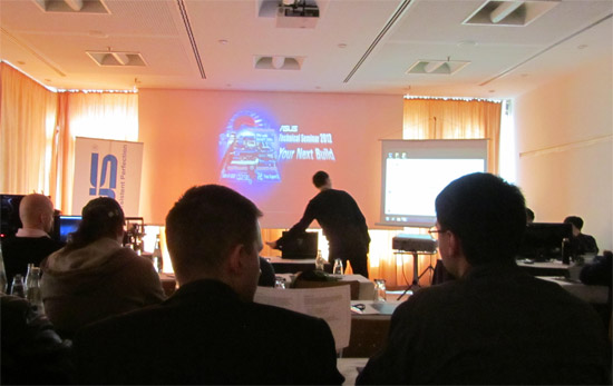 ASUS на CeBIT 2012 ASUS на CeBIT 2012