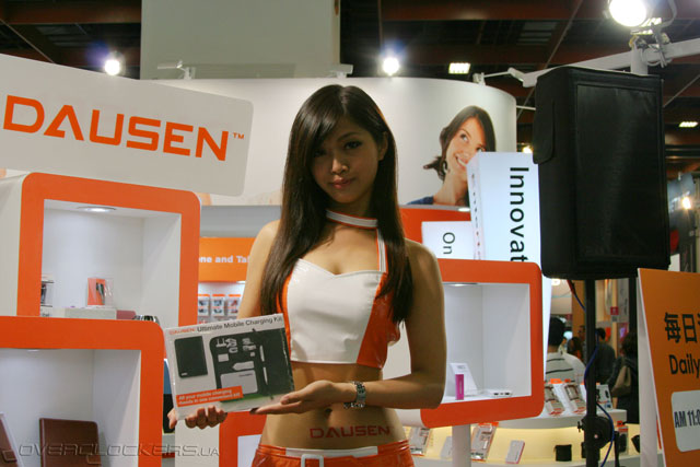 Лучшие девушки Computex 2013