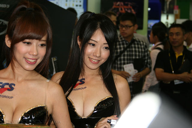Лучшие девушки Computex 2013
