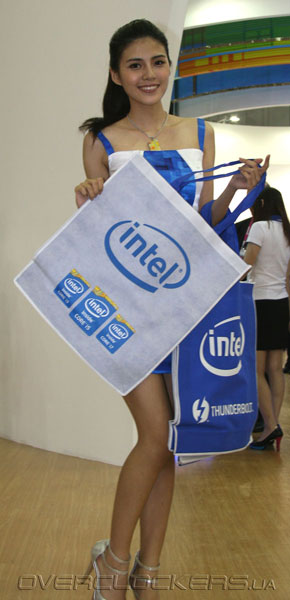 Лучшие девушки Computex 2013