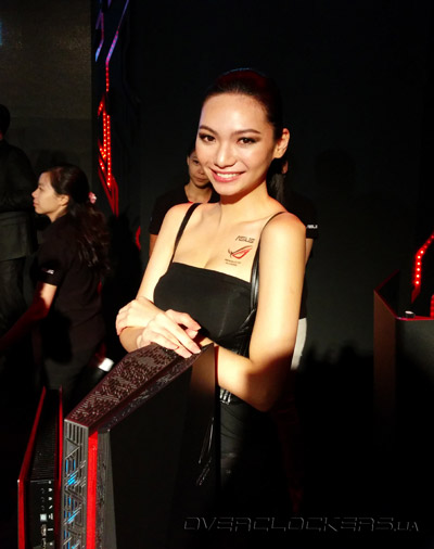 Красивые девушки Computex 2014