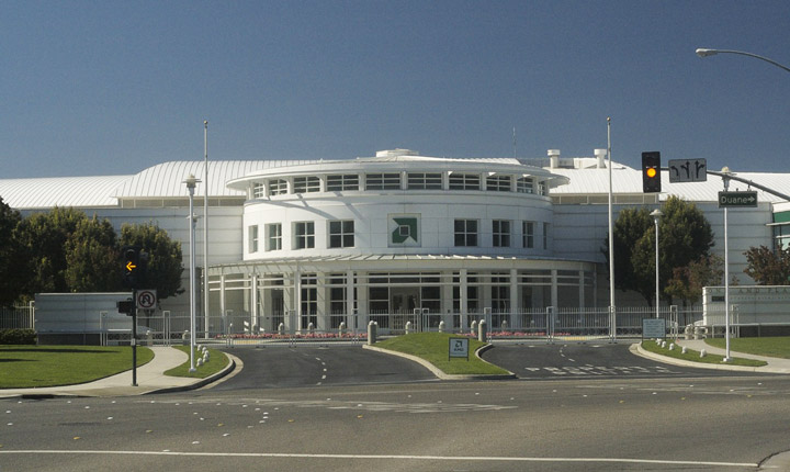 AMD покидает штаб-квартиру в Саннивейле