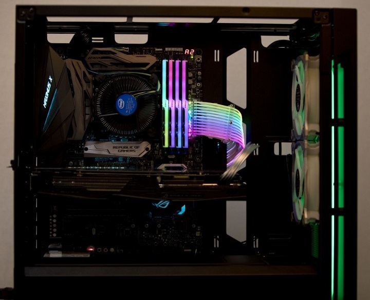 https://www.overclockers.ua/news/other/122367-lian-li-rgb-cable-3.jpg