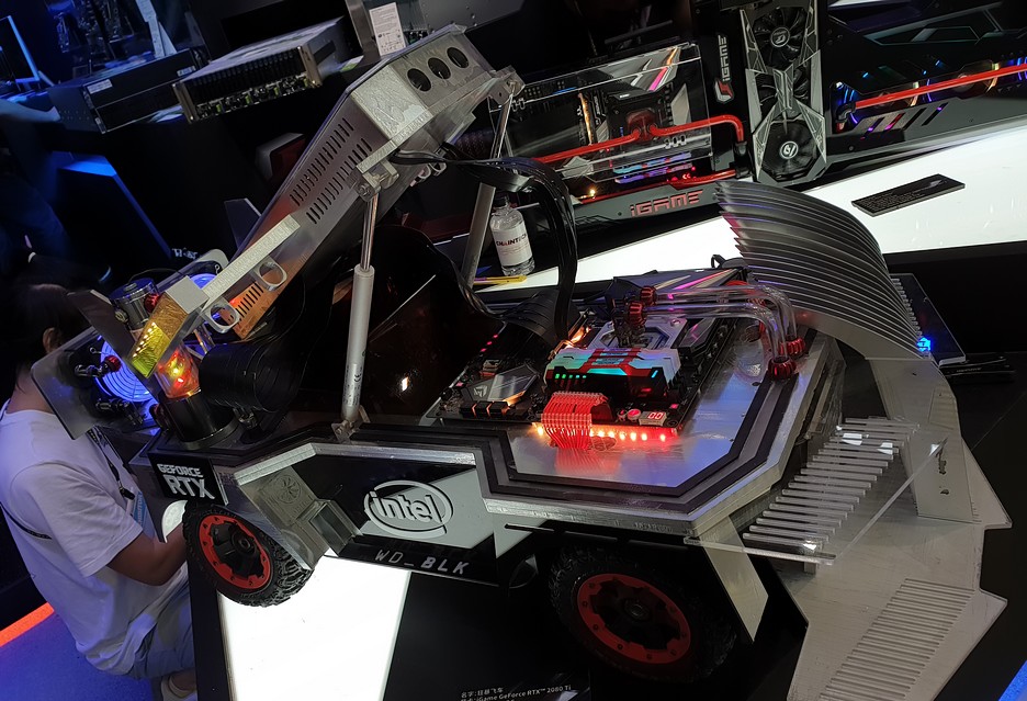 Моддинг на Computex 2019