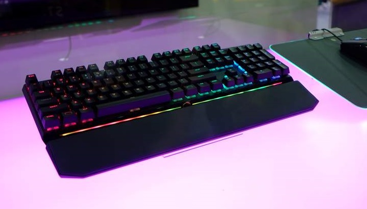 Cooler Master MK750 RGB