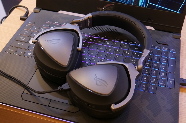 ASUS показала гарнитуру ROG Delta с разъёмом USB Type-C