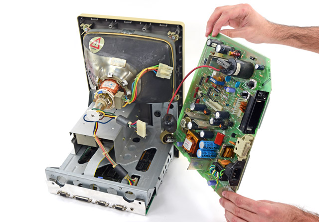 Моноблок Macintosh 128K