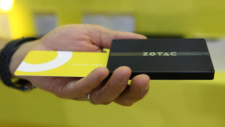 безвентиляторный мини-ПК Zotac ZBox PI225