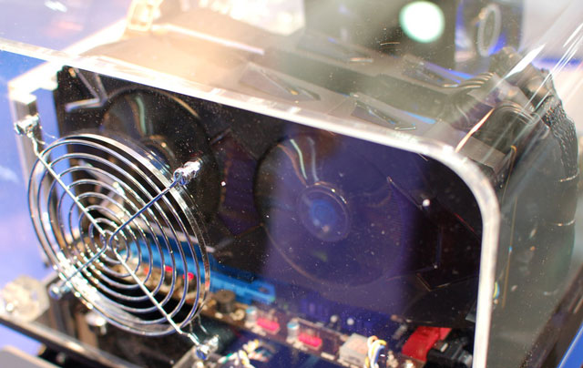 Sapphire Radeon HD 7970 Toxic Sapphire Radeon HD 7970 Toxic