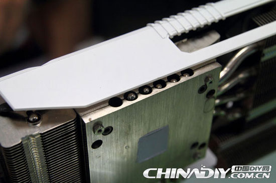 Видеокарта Colorful iGame GTX 660 Ti ARES X Видеокарта Colorful iGame GTX 660 Ti ARES X