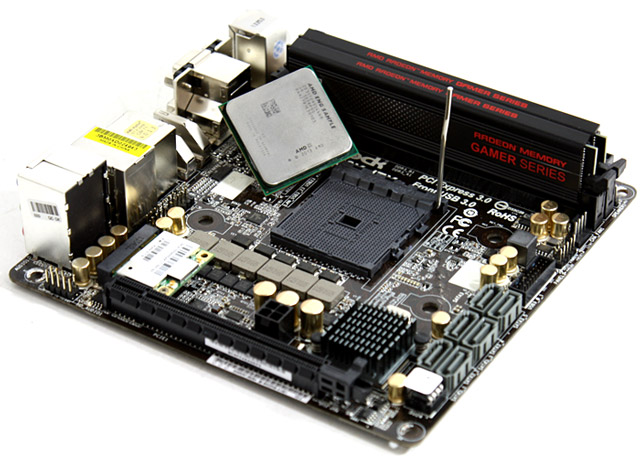 DDR3 AMD Radeon R9 Gamer