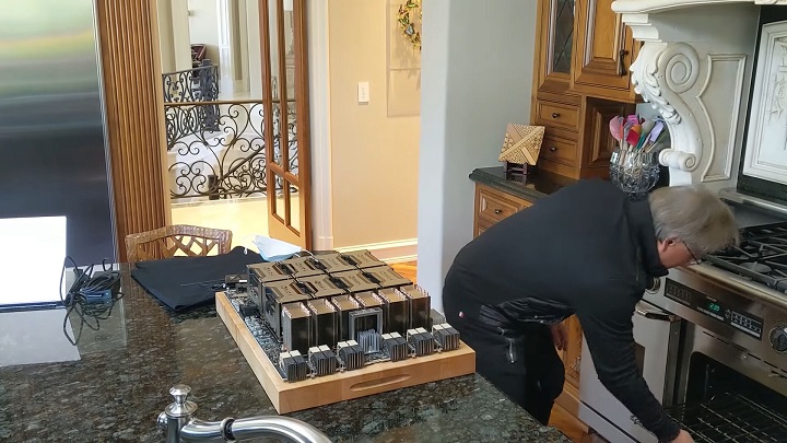 Дженсен Хуанг