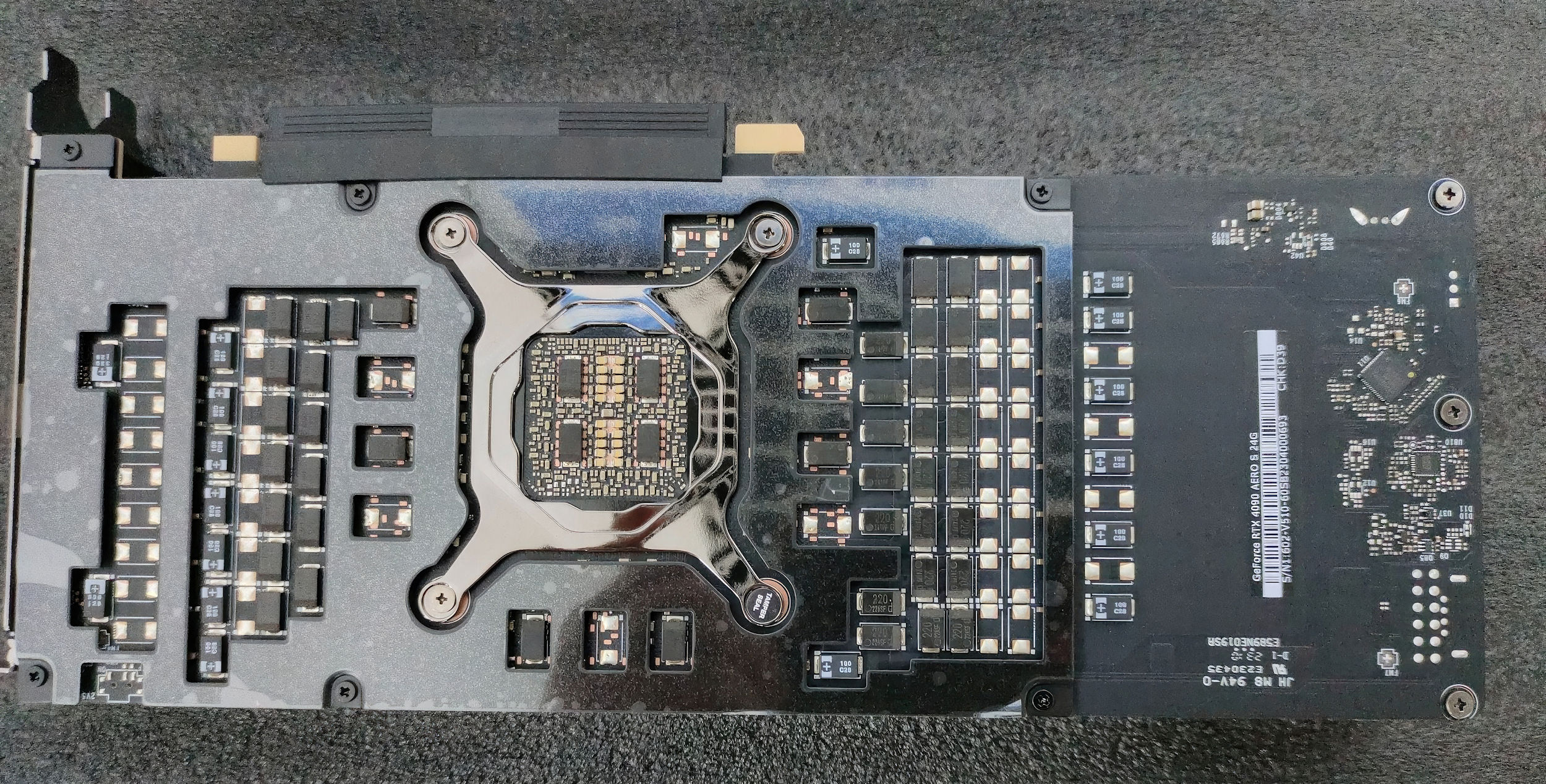 MSI GeForce RTX 4090 Aero S