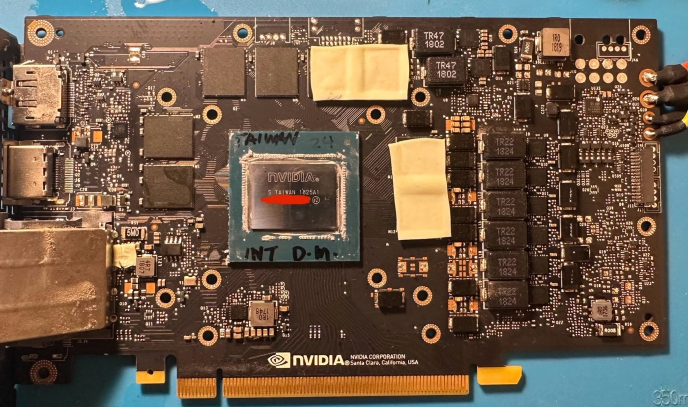 Ентузіаст показав інженерний зразок GeForce GTX 2070