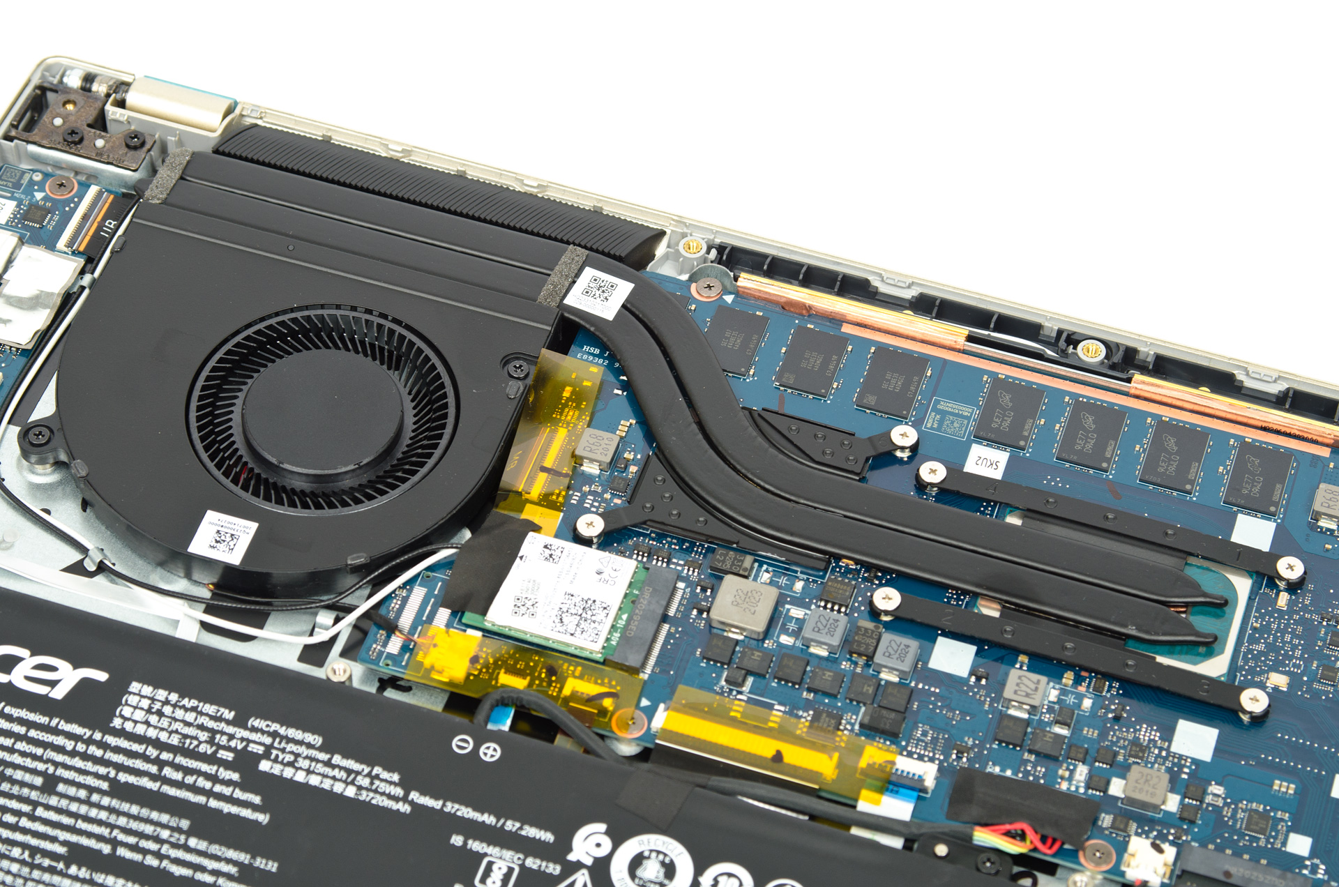 Ноутбуки с видеокартой intel. Intel HD 4000 видеокарта. Intel HD 520 видеокарта. Acer Swift 3 Оперативная память. Intel HD Graphics 4400 видеокарта.