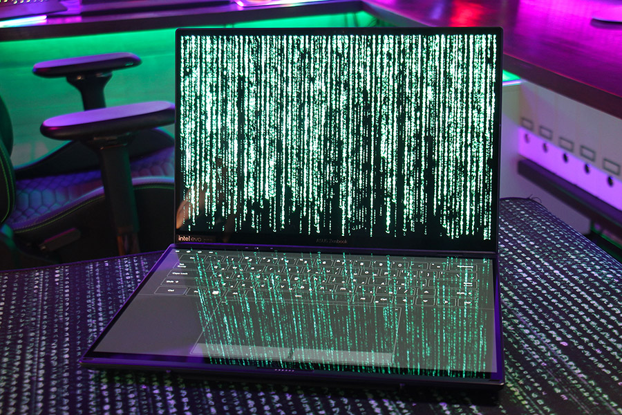 ASUS Zenbook DUO (2024)