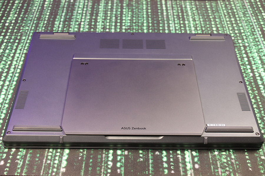 ASUS Zenbook DUO (2024)